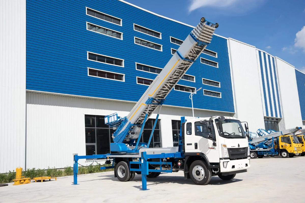 襄城小型云梯车上料车租赁多少钱