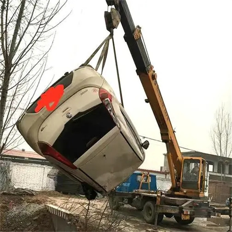 襄城随时待命，吊车24小时道路救援服务全解析