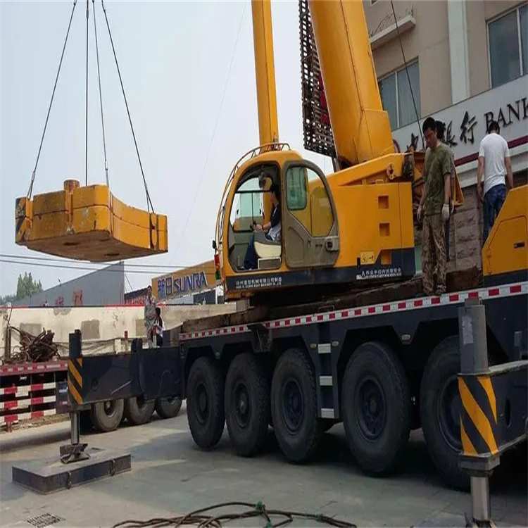 襄城当地吊车出租|机器吊装|75吨|工厂搬迁服务